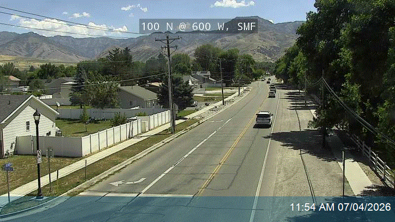 100 N / SR-218 @ 600 W, SMF road camera