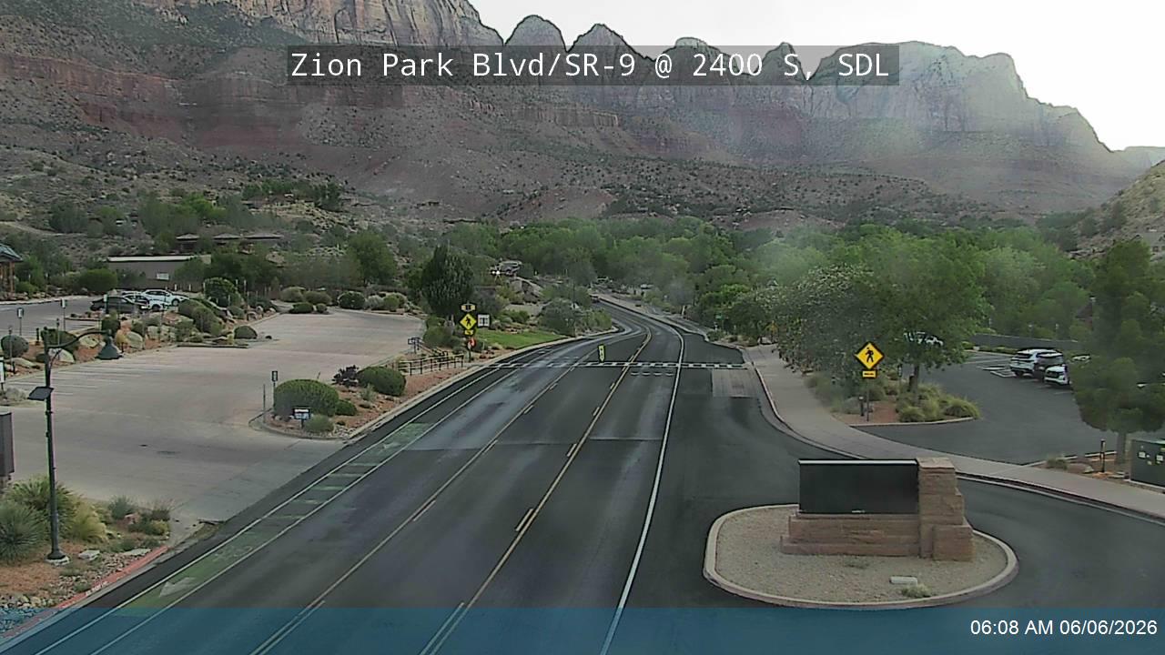 Live snapshot from Zion Park Blvd / SR-9 @ 2400 S, SDL