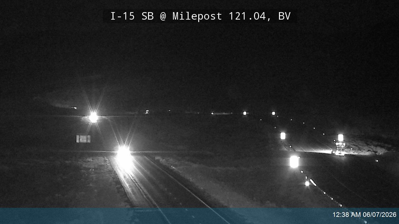 Live snapshot from I-15 SB @ Milepost 121.04, BV