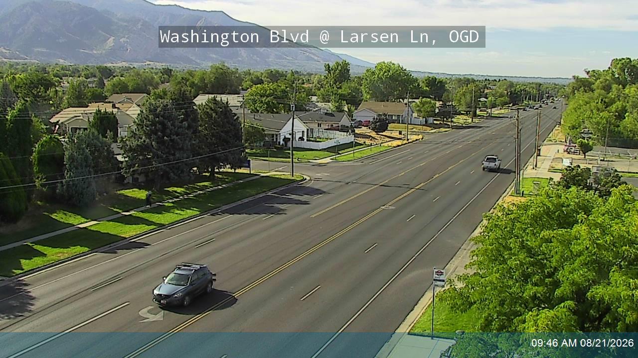 Washington Blvd / SR-235 @ Larsen Ln, OGD road camera