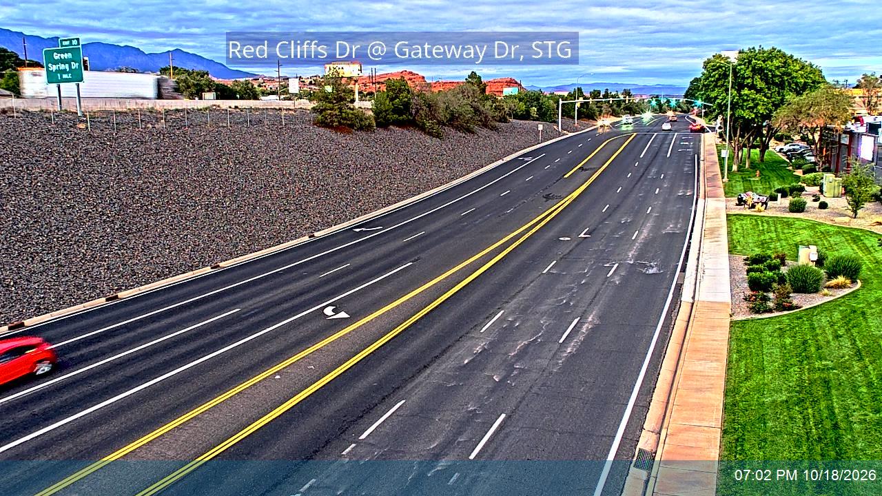 Red Cliffs Dr @ Gateway Dr, STG