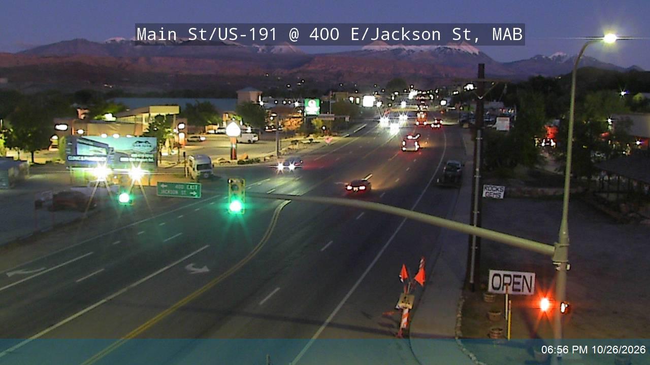 Main St / US-191 @ 400 E / Jackson St, MAB