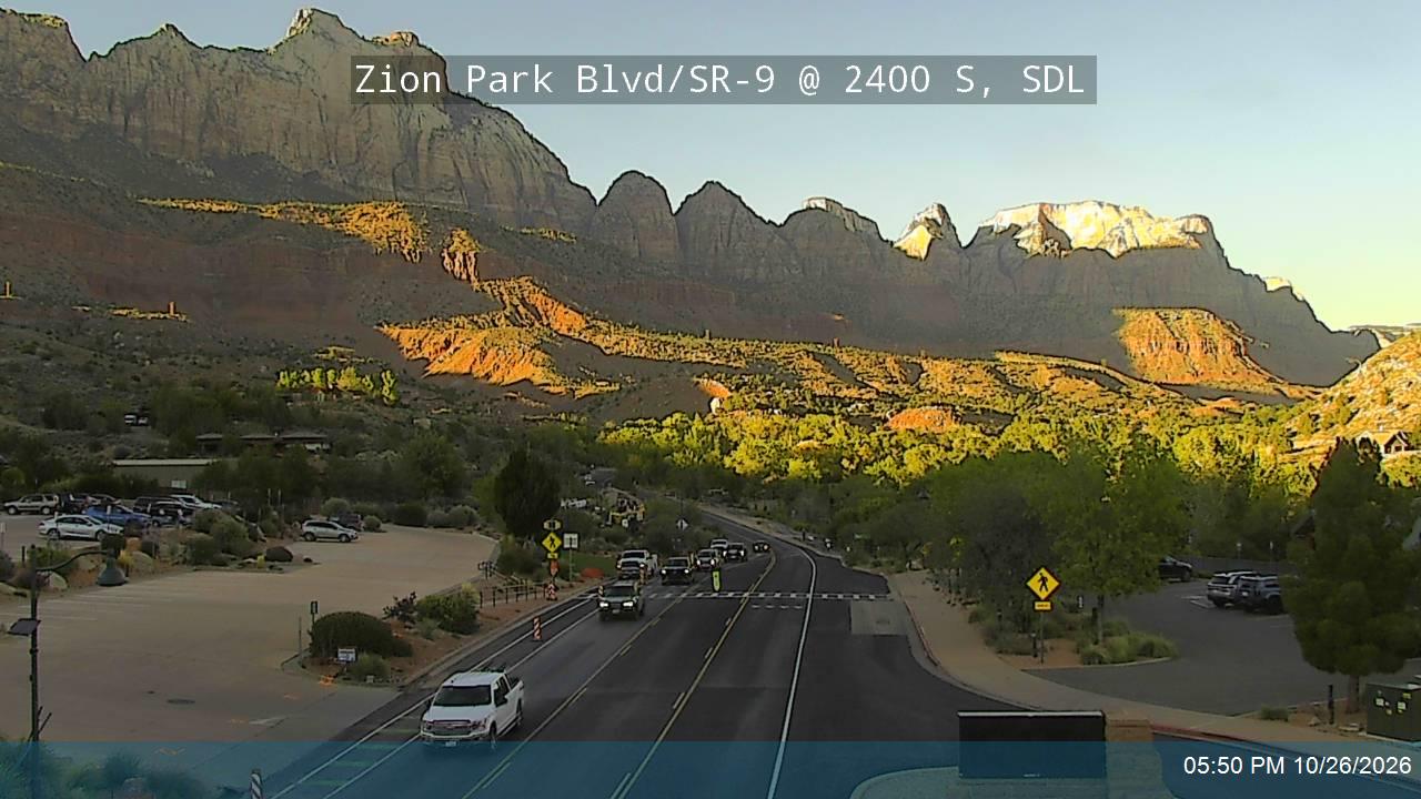 Zion Park Blvd / SR-9 @ 2400 S, SDL
